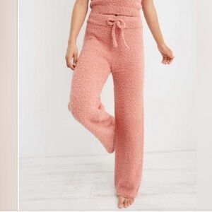 Aerie Fuzzy‎ Wide Leg Lounge Pants in Just Roses Size Small